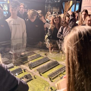 Múzeum holokaustu v Seredi – Keepers, Team