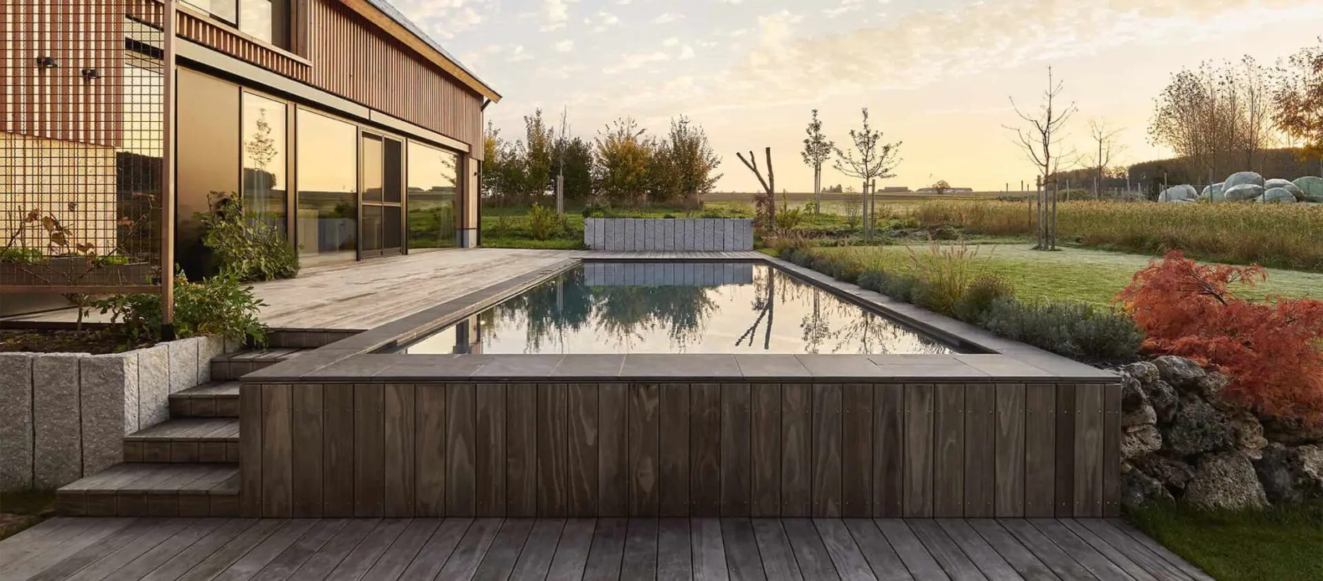 Materiał basenu wkopanego w ziemię