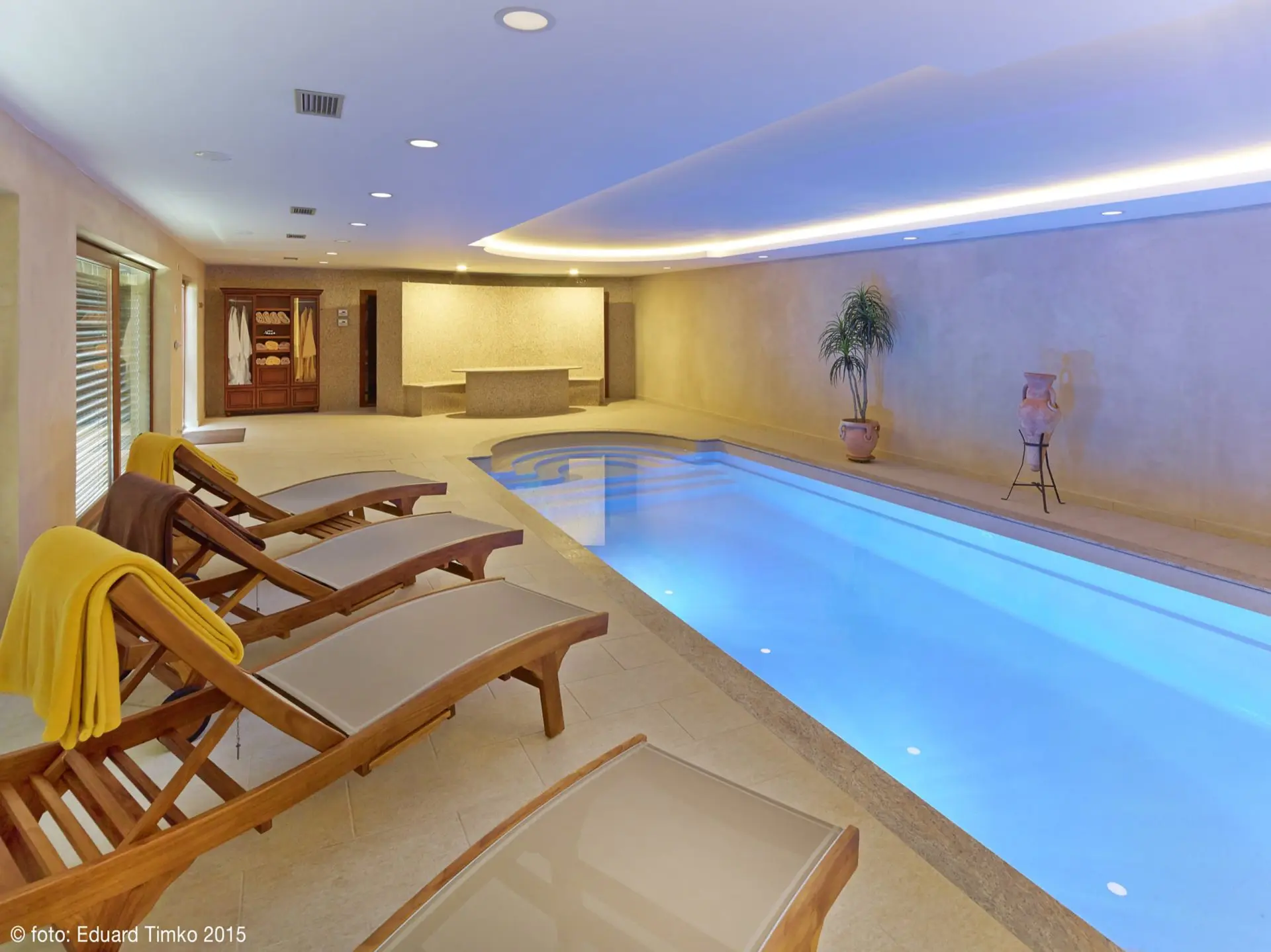 Interiérový bazén | Compass Pools