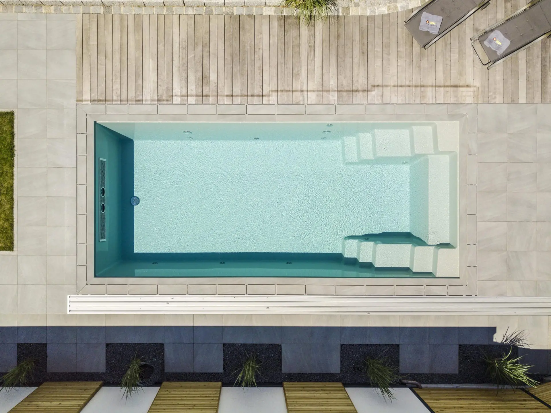Kolor basenu Compass Pools
