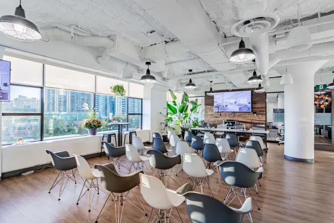 How to Choose a Meeting Room in Toronto